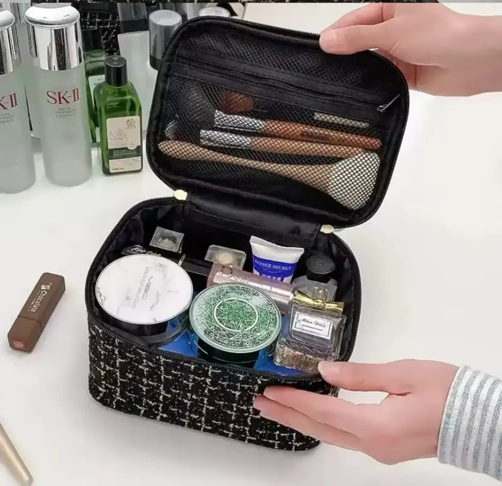 Tweed luxury cosmetic bag organizer 
