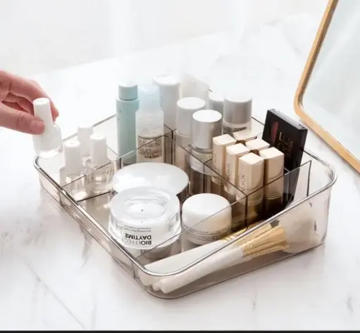 Make up/cosmetic storage tray organizer